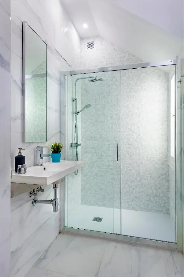 Alohamundi F&G Apartment Seville